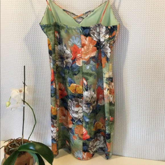 💗7xHP!💗 La Scala | Floral Mini Dress - Picture 7 of 16